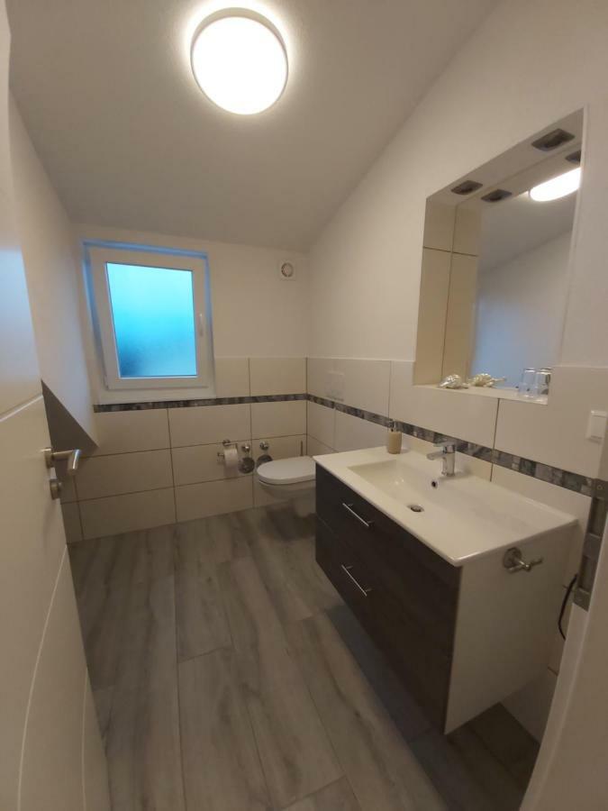 Apartment Claudia Зинсхайм Экстерьер фото