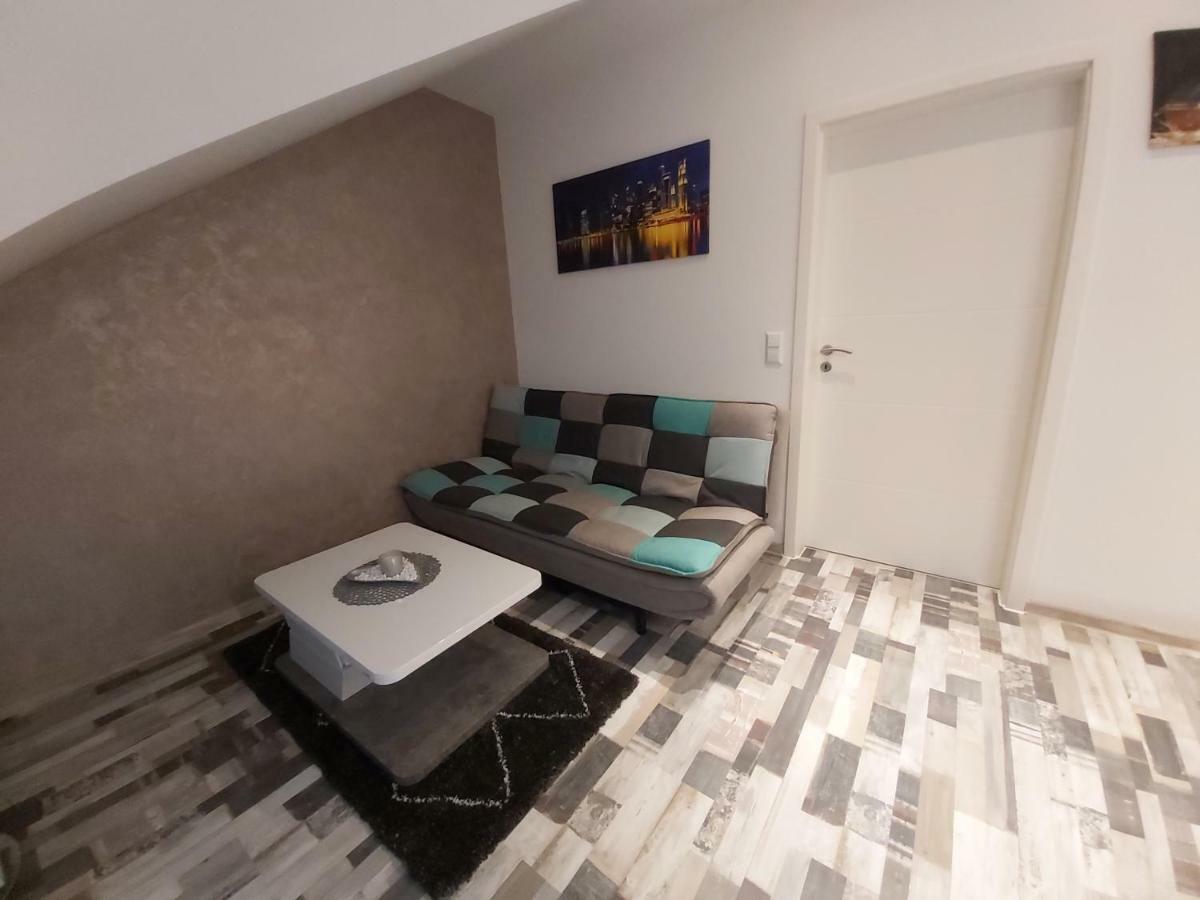 Apartment Claudia Зинсхайм Экстерьер фото